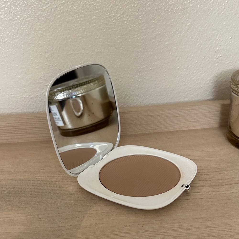 Compact Powder with Mirror - Tan